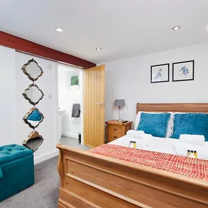 Apartment The Little - Self Check-in Near East Midlands Airport, Kegworth